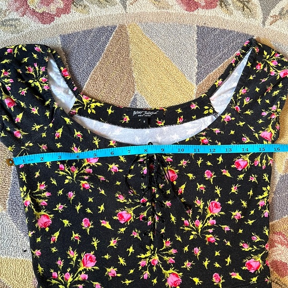 VINTAGE BETSEY JOHNSON COTTON BODYCON ROSES MILKMAID MIDI DRESS - Picture 3 of 11